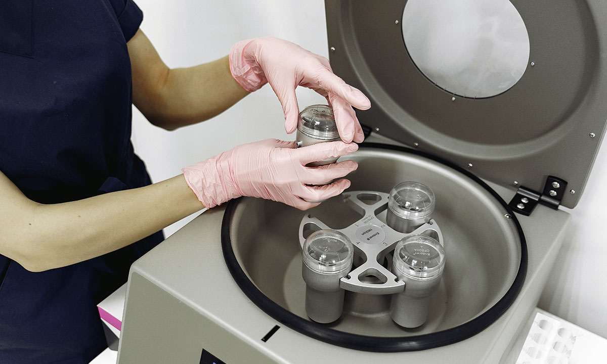 usos y aplicaciones de una centrifugadora de laboratorio